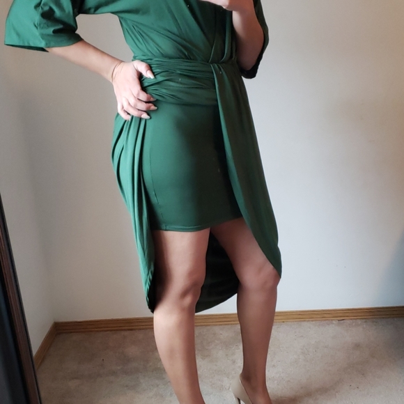 Green dress - Picture 4 of 6